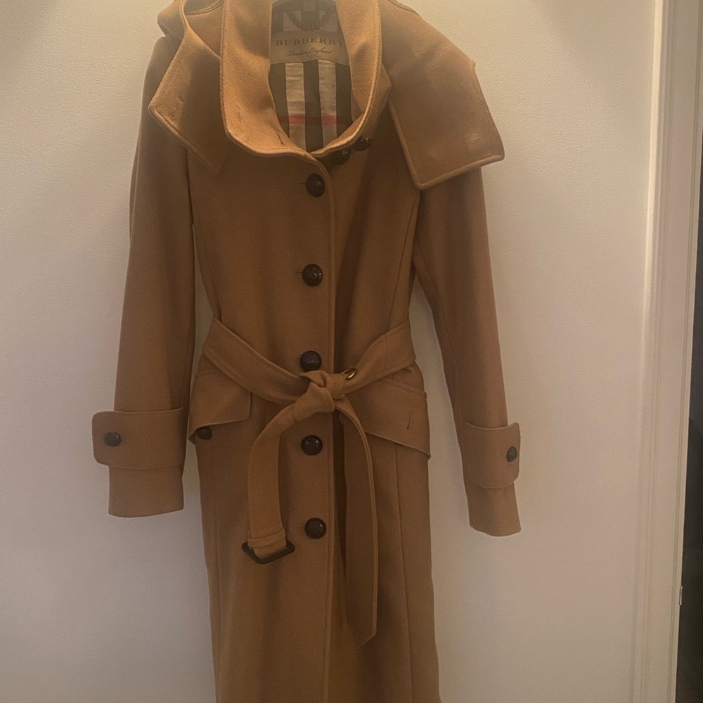 Burberry Women’s Single-Breasted Wool Coat